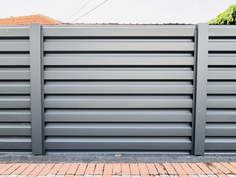 Gard din tabla cutata Viking, model T35 fatada, vopsita electrostatic