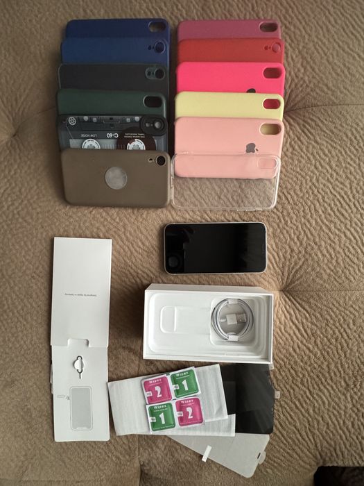 Iphone xr 64gb бял/white