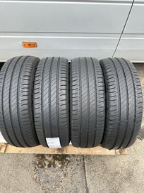 Гуми 205/65/16 c за бус Michelin