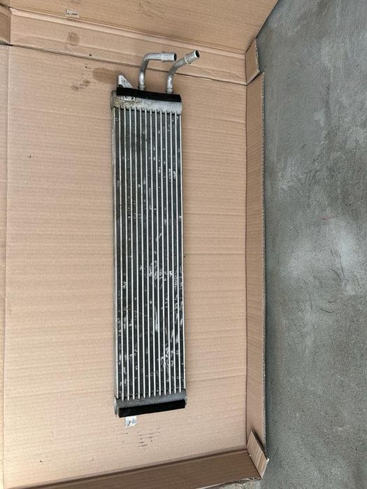 Radiator bmw M5 F90 M8 F91 F92 F93  550i 850i