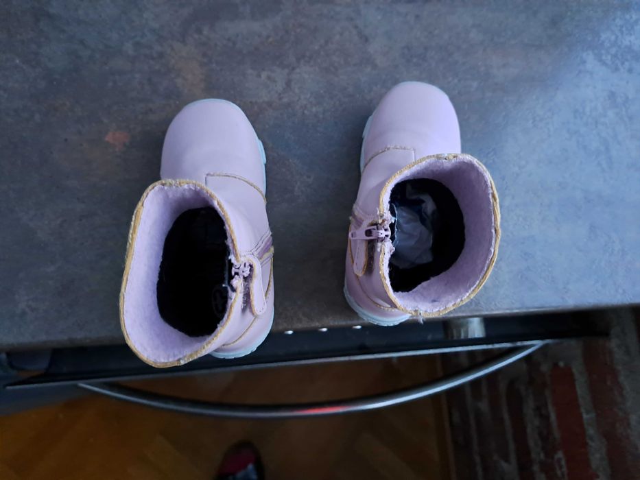 детски ботуши,зимни обувки,боти,апрески,Geox номер23 за момиче,геокс