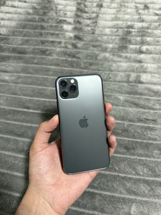 iPhone 11 Pro 256gb 90% в идеальном состоянии
