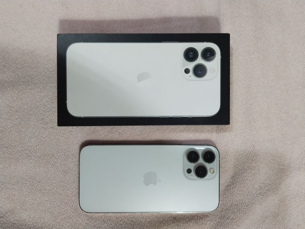Продам iPhone 13 PRO max