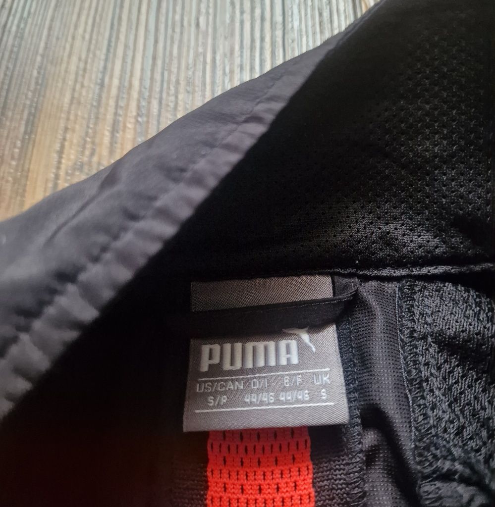 Страхотна мъжка ветровка яке  PUMA размер S