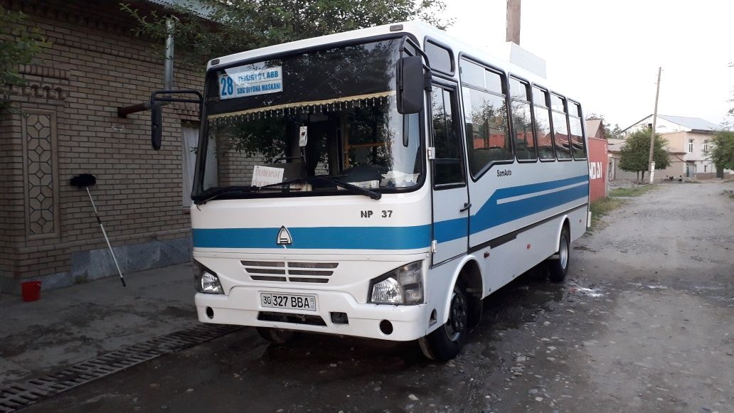 Isuzu NP37 AVTOBUS Sotiladi