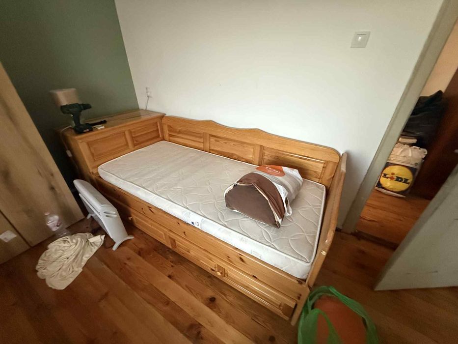 Единични легла чам