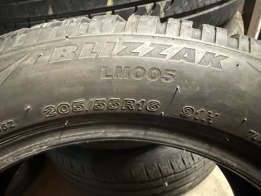 Bridgestone 205/55/16