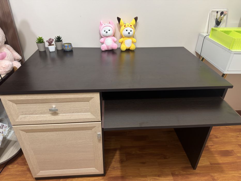 Компьютерный стол.