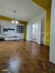 Casa istorica, 2 apartamnte, curte proprie- posibilitati multiple, zon