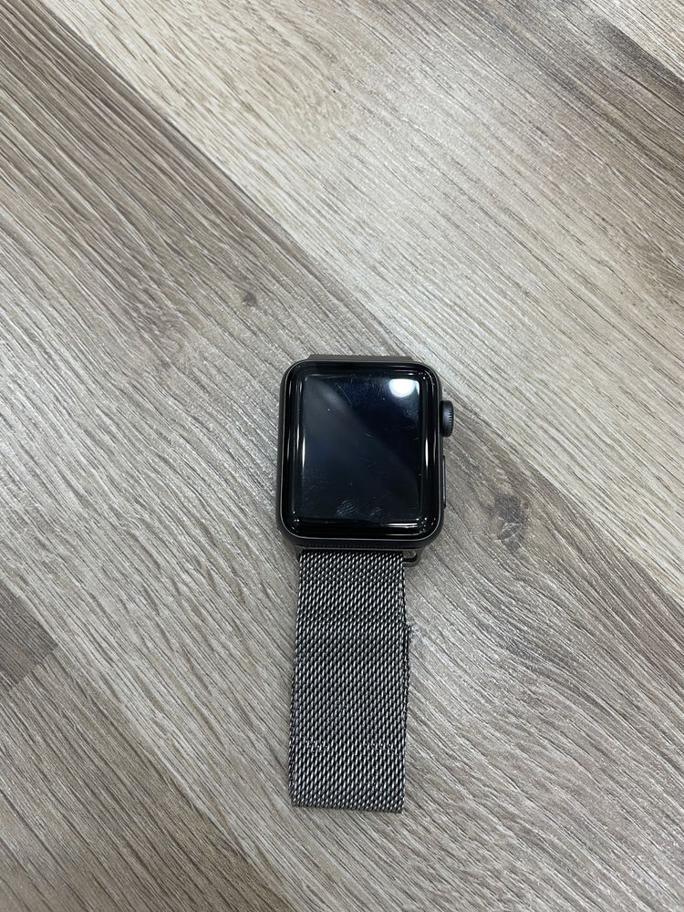 Apple watch 3 series в отличном состоянии, срочно