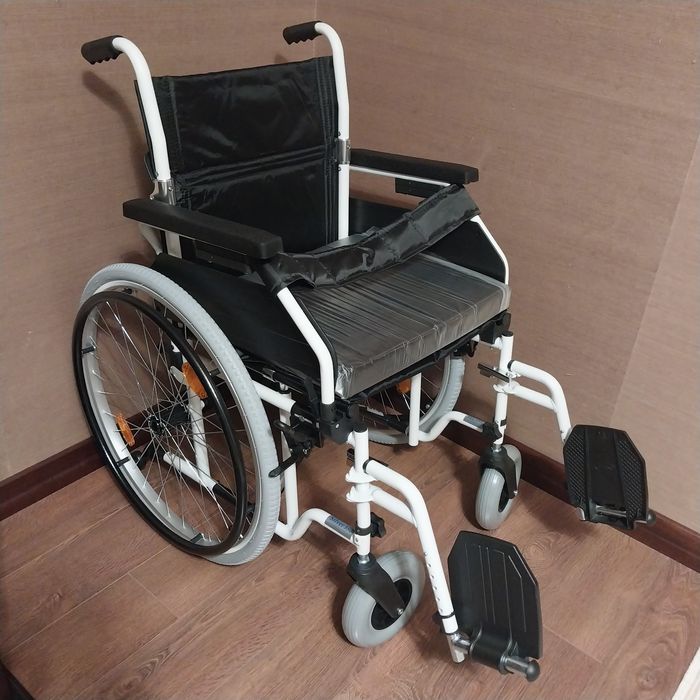 Инвалидная коляска