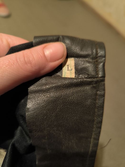 Пиджак и юбка в продаже