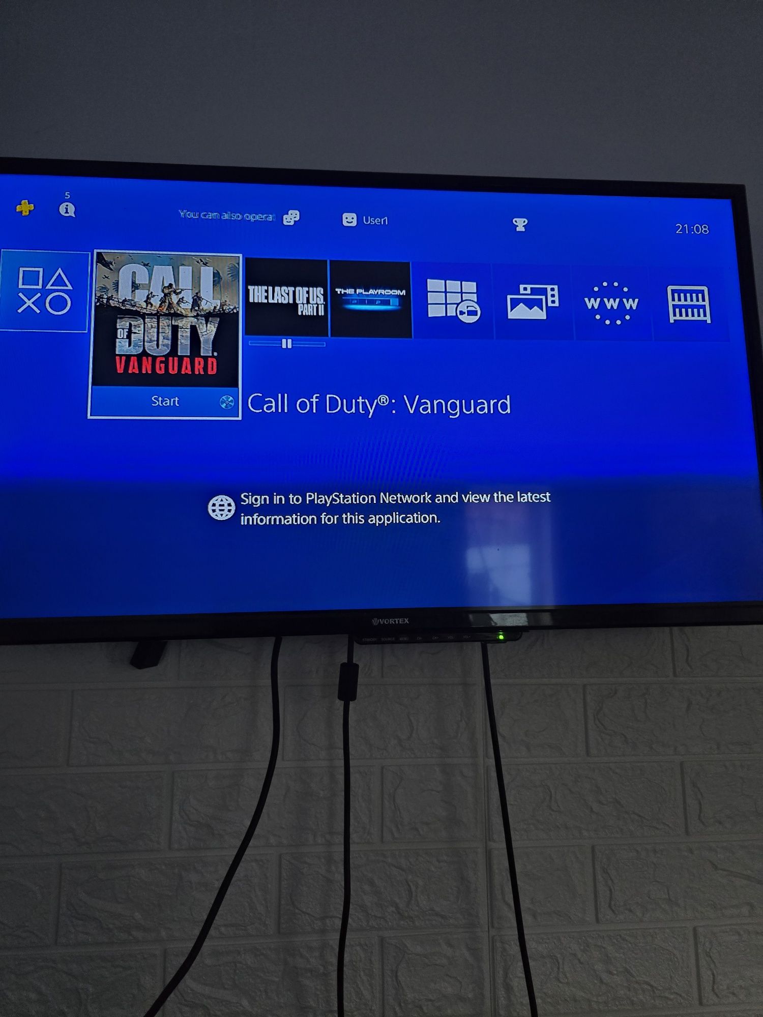 Consola playstation 4 plus jocuri