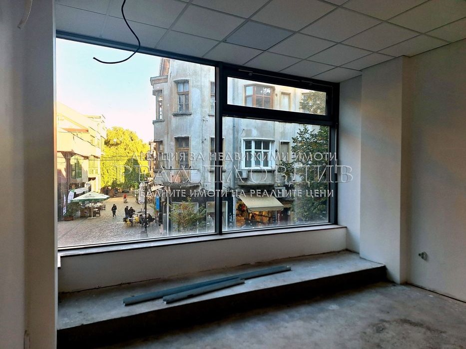 Продава се Офис в Пловдив, Център - 370 кв.м за 2298 €/кв.м - Снимка #5
