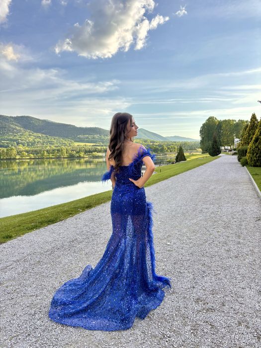 Абитуриентска бутикова рокля