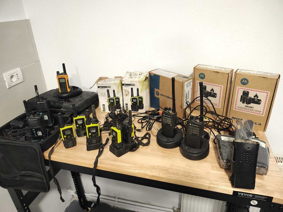 Set de 11 statii radio, Motorola + Geonaute