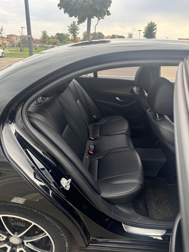 Vand Mercedes E220 automat