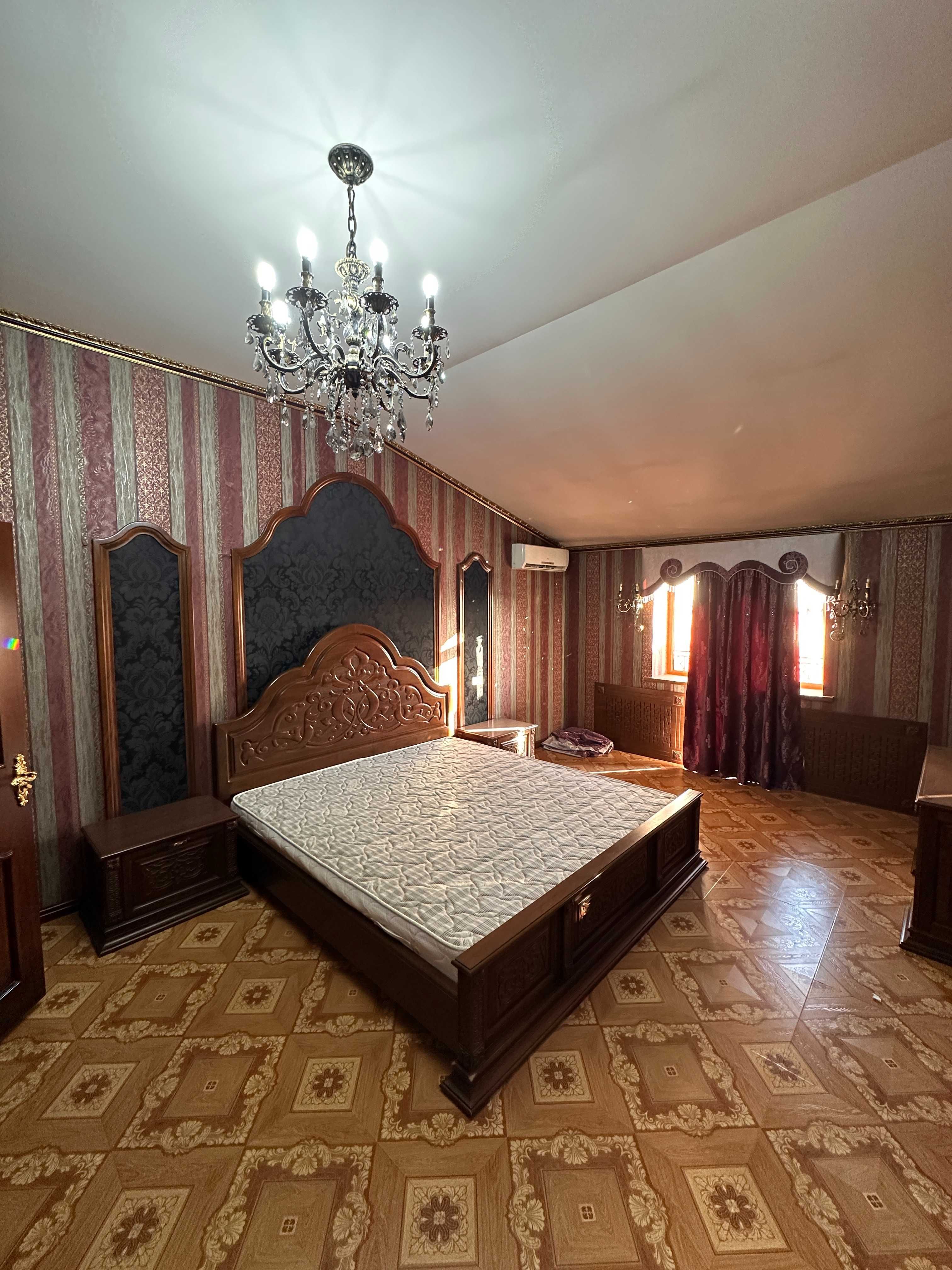 СРОЧНО! Продается 3-комнатная квартира 173 кв.м, г. Ташкент
