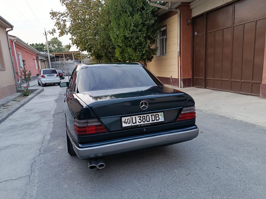 Мерседес W124сотилади