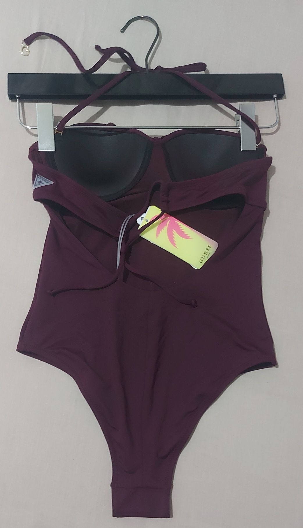 Costum baie Guess