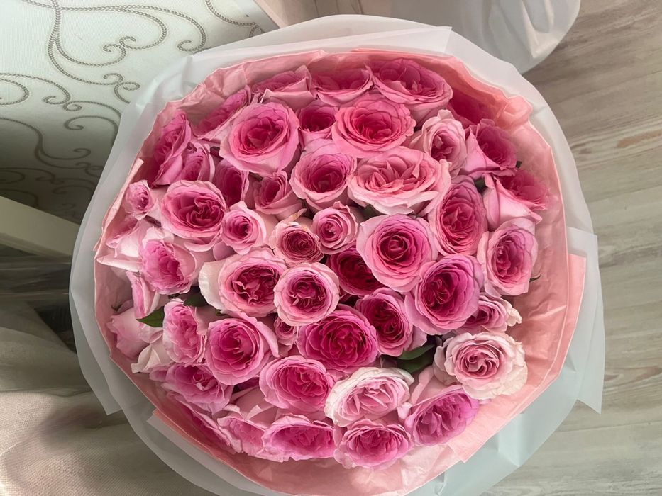 Продается шикарный букет роз