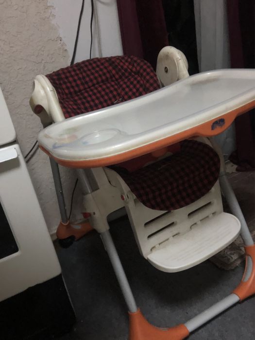 Стульчик для кормления Chicco