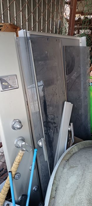 Душевая кабинка, даром, самовывоз