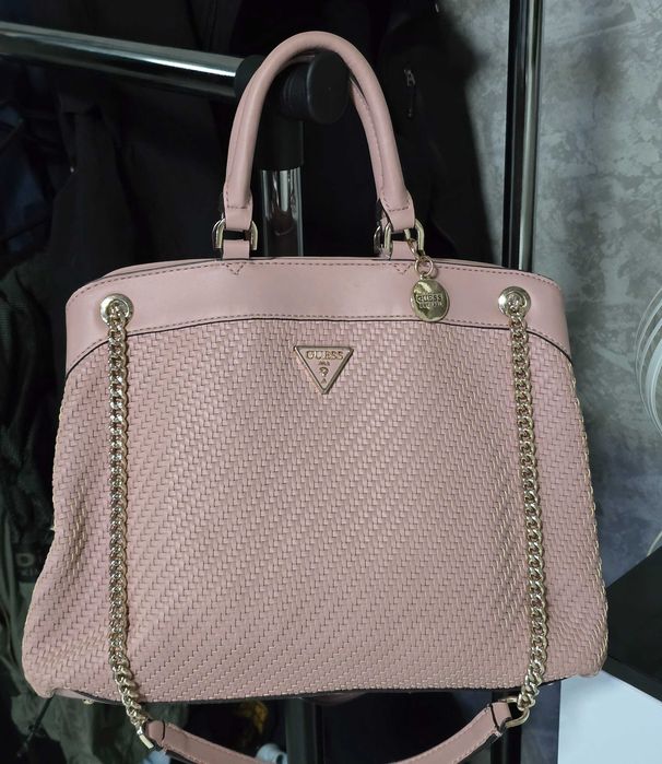 Guess оригинална дамска чанта