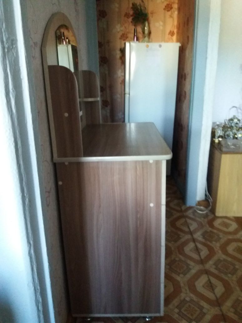 Продам комод в использовании  полгода