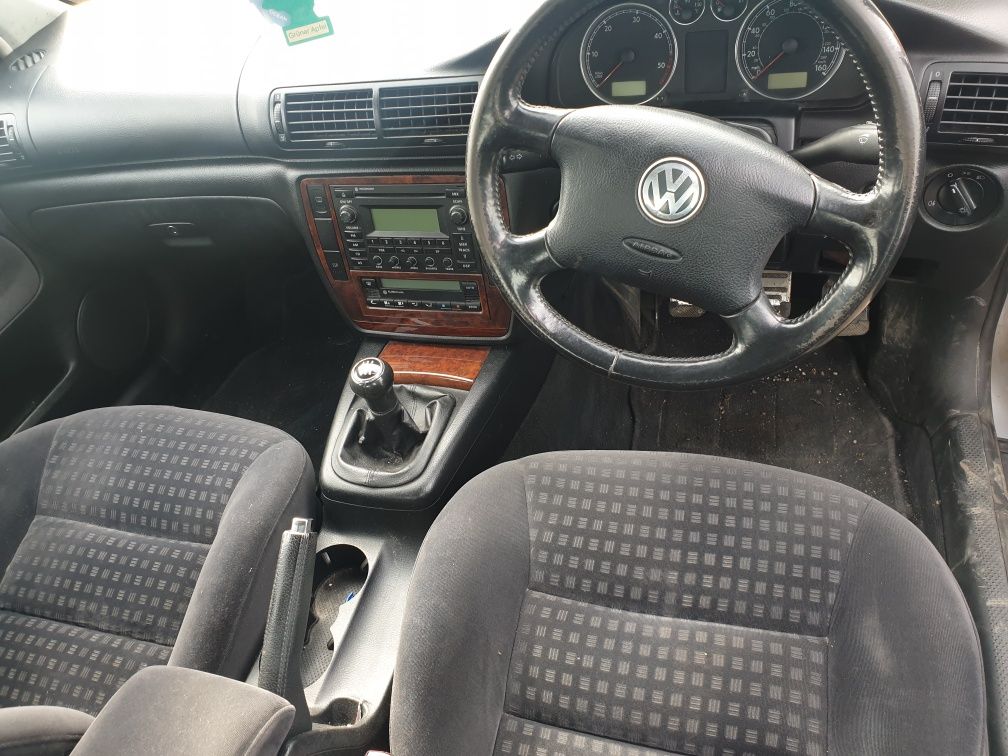 Dezmembrez VW Passat b5.5 1.9 131 cp 2003