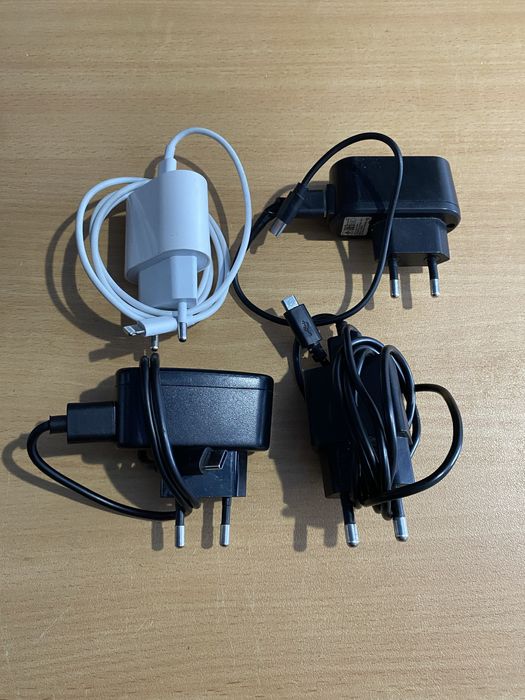 Продам зарядки TYPE C и Lightning