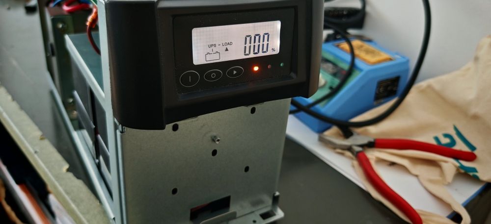 UPS Ablerex JP-PRO3000 - 1800W