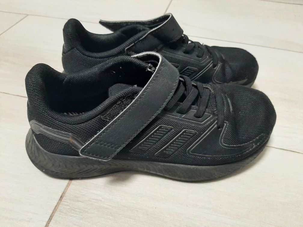 Adidasi Adidas copii