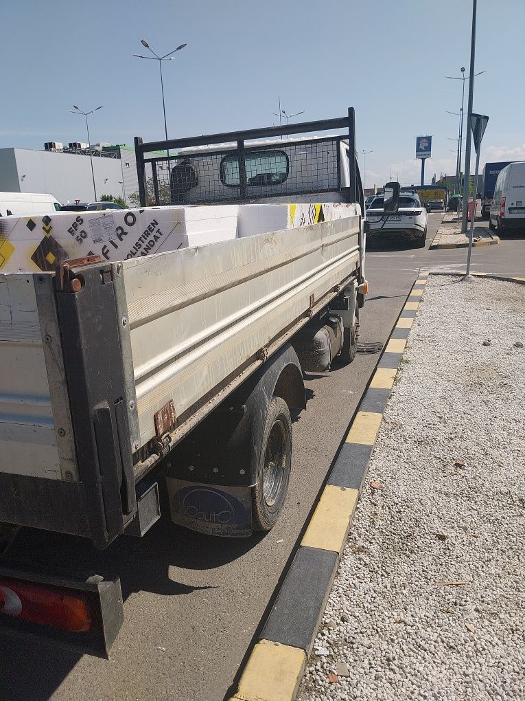 Vând  Nissan Cabstar