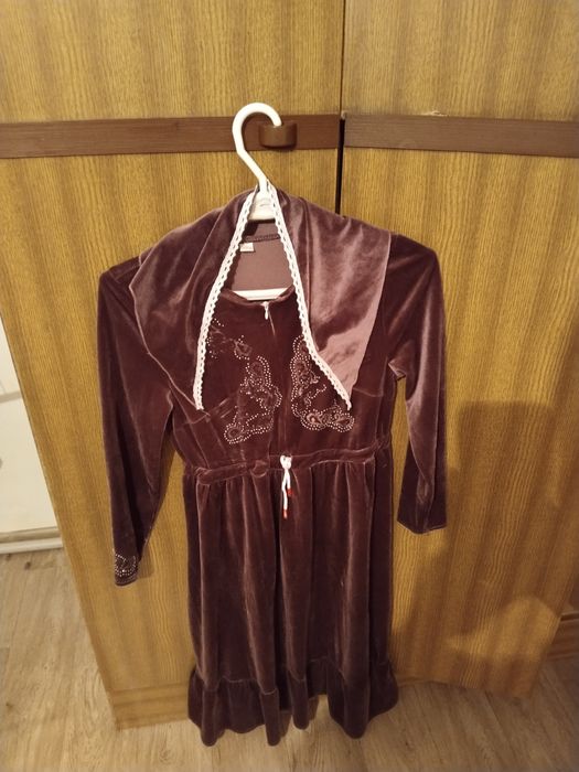 Продам женские вещи