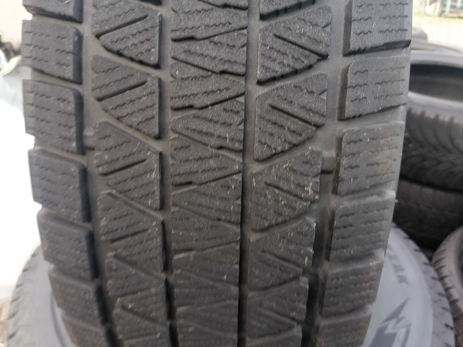 4 бр. Bridgestone 265/70R17 DOT 3722