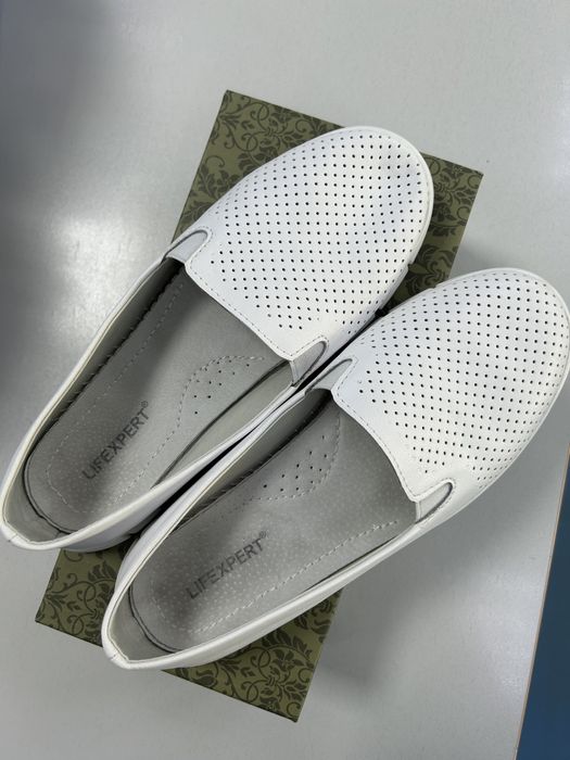 Продам медицинскую обувь