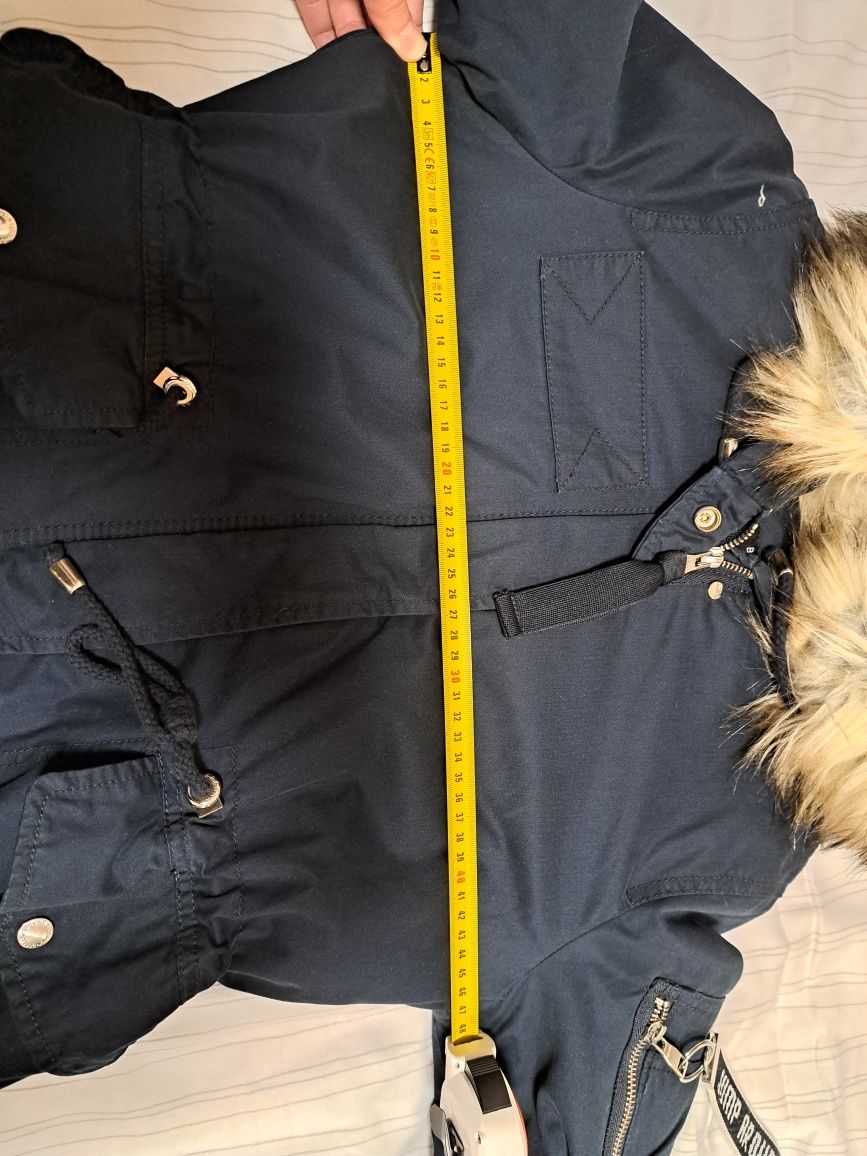 Дамско яке Bershka XS