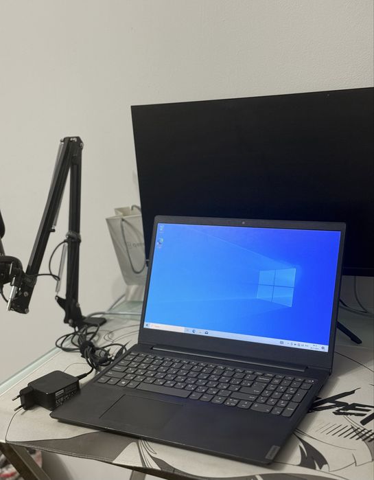 Продам мощный ноутбук в хорошем состоянии