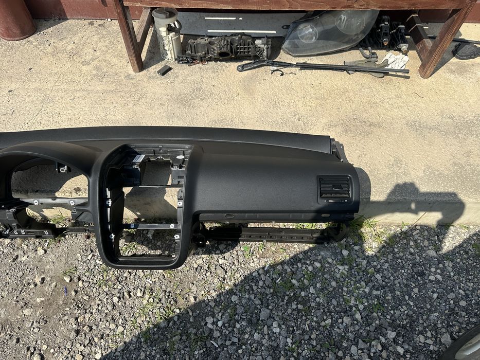 Табло със airbag за Фолксваген Голф 5!