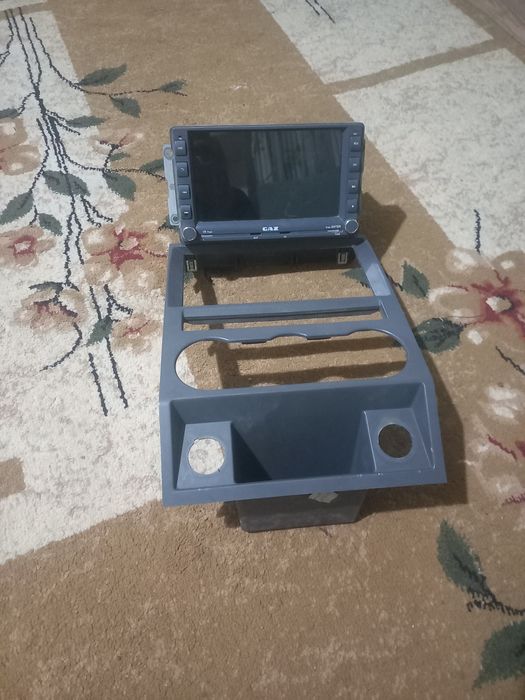 Продам магнитоллу с рамкой