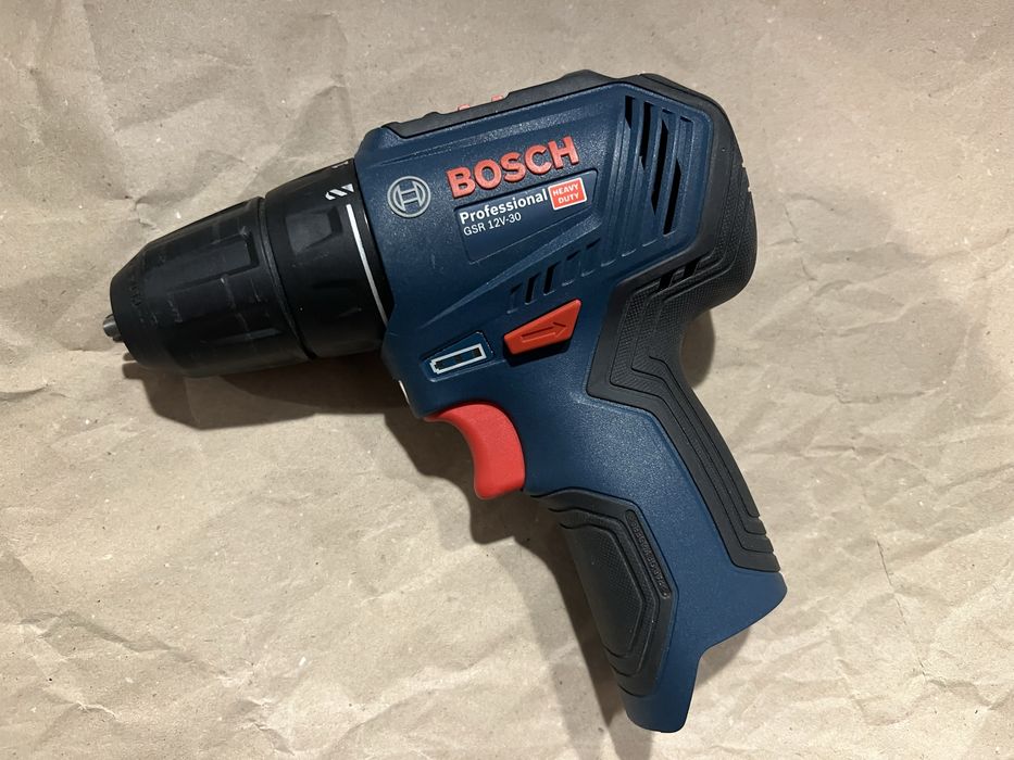 Vand masina de gaurit si insurubat Bosch GSR 12V-30