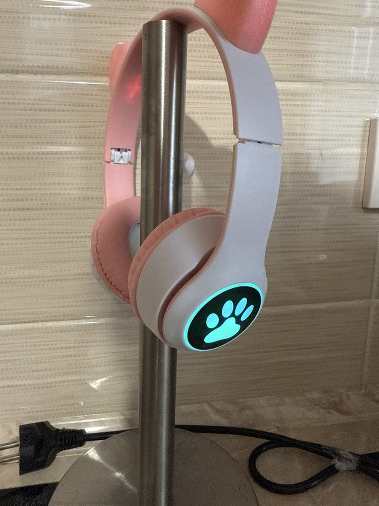 Bluetooth безжични слушалки с ушички