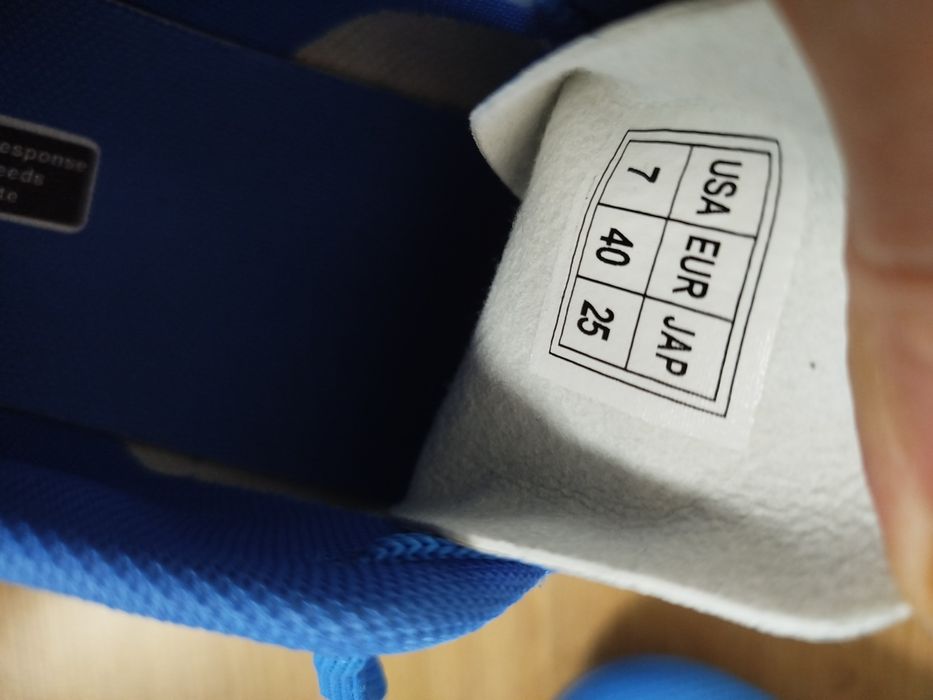 Нови NIKE бутонки размер 40