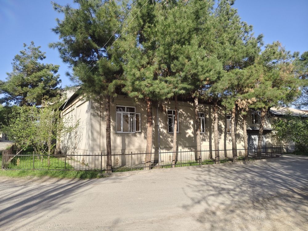 Nazarbek Katta Ittifoqda 6 sotik uy