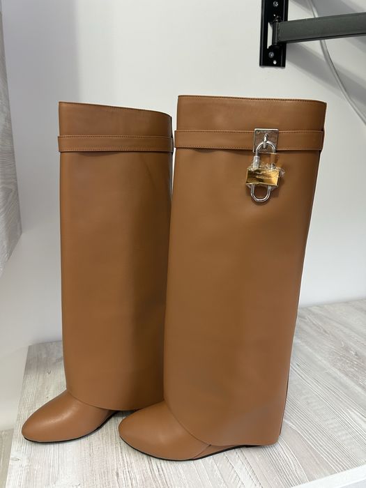 Cizme Givenchy Shark Lock