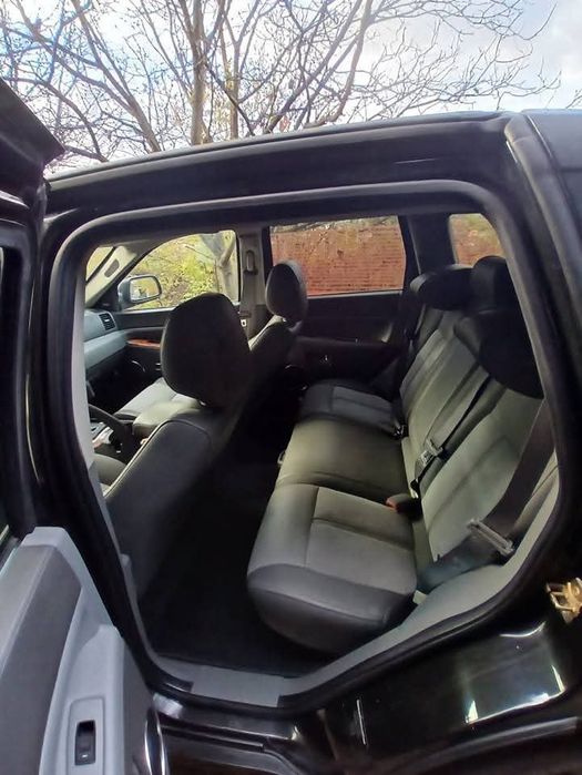 Vând JEEP Grand Cherokee WK