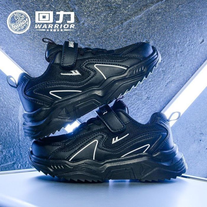 Детские кроссовки новые