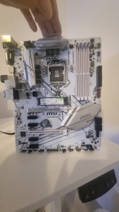 Placa de baza Msi b360 artic