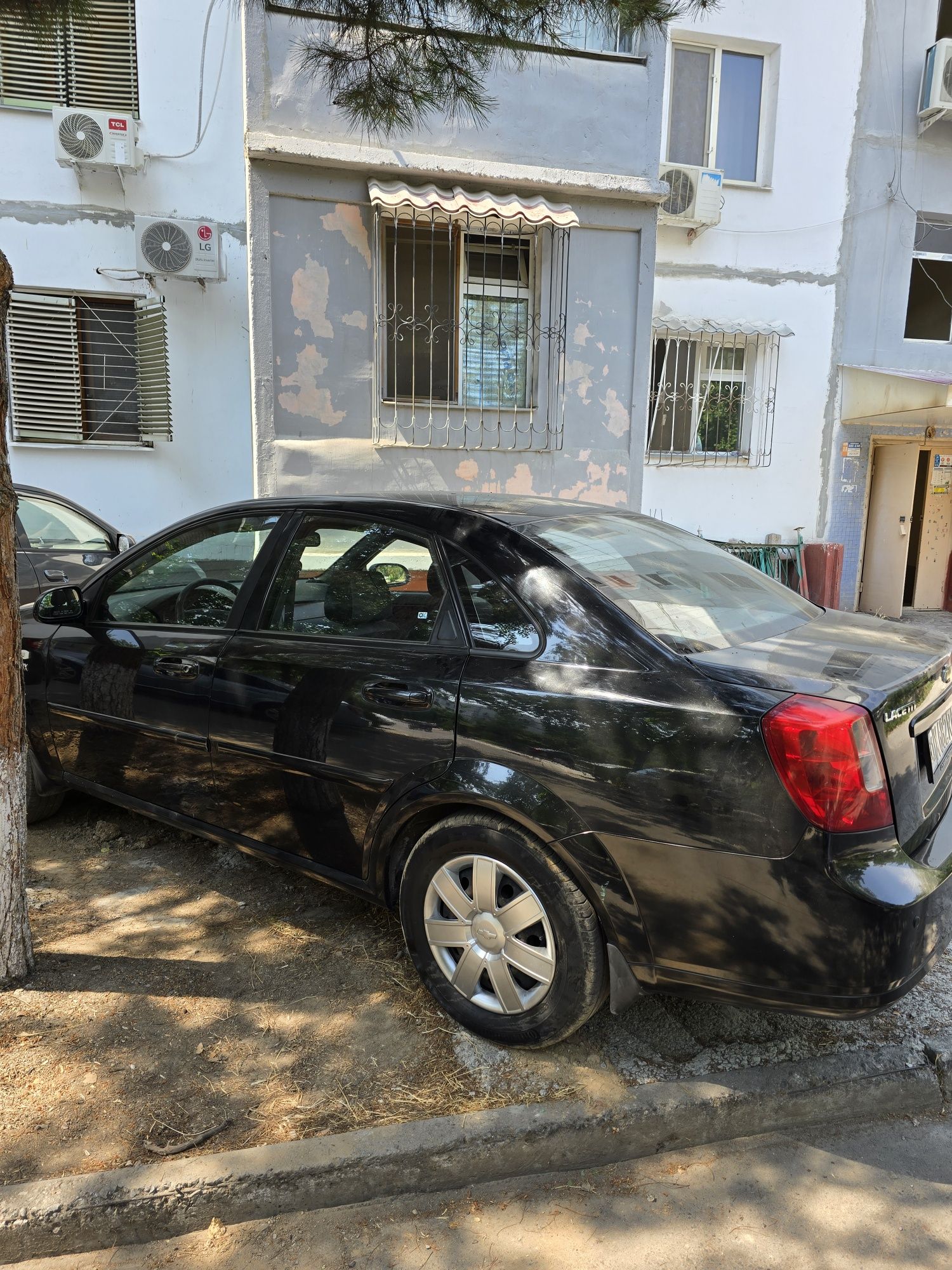Продаётся Lacetti, 2009, 1.8